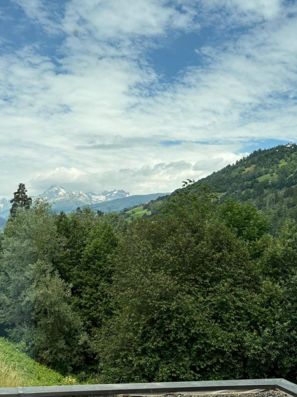Landgasthof Zum Glenner Ilanz/Glion Exterior foto